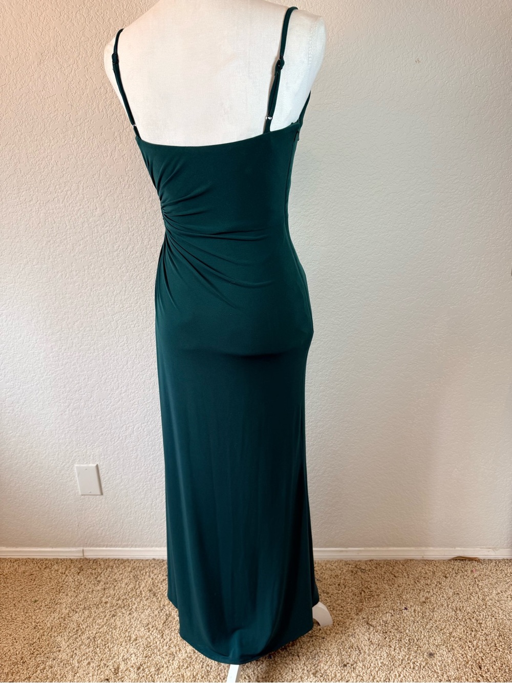 La Femme Long Prom Formal Dress with Side Cut Out size 4 - Picture 6 of 11
